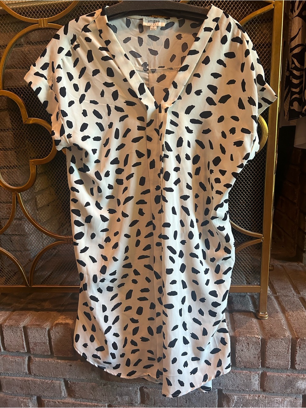 Umgee Black & White V-Neck Printed Tunic